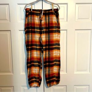Old Navy Men’s orange plaid flannel sleep pants size large